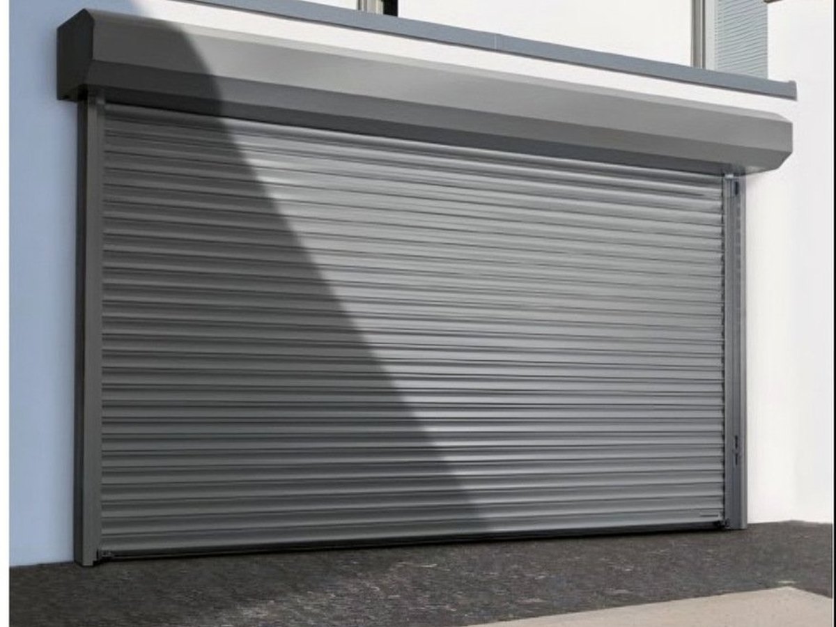 Usa de garaj rulou Hormann RollMatic, ușă rulou de exterior — UGHRRA02